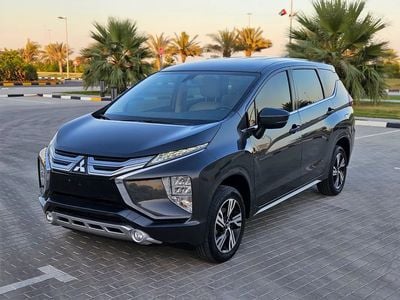 ميتسوبيشي إكسباندر GLX GCC Specs Premium Condition 7 Seater Perfect Inside Out