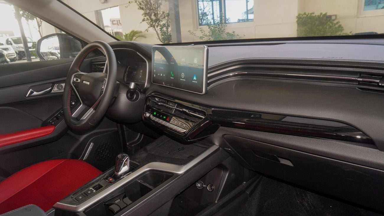 Haval Jolion PRO PREMIUM 1.5L (For Local plus 10%)