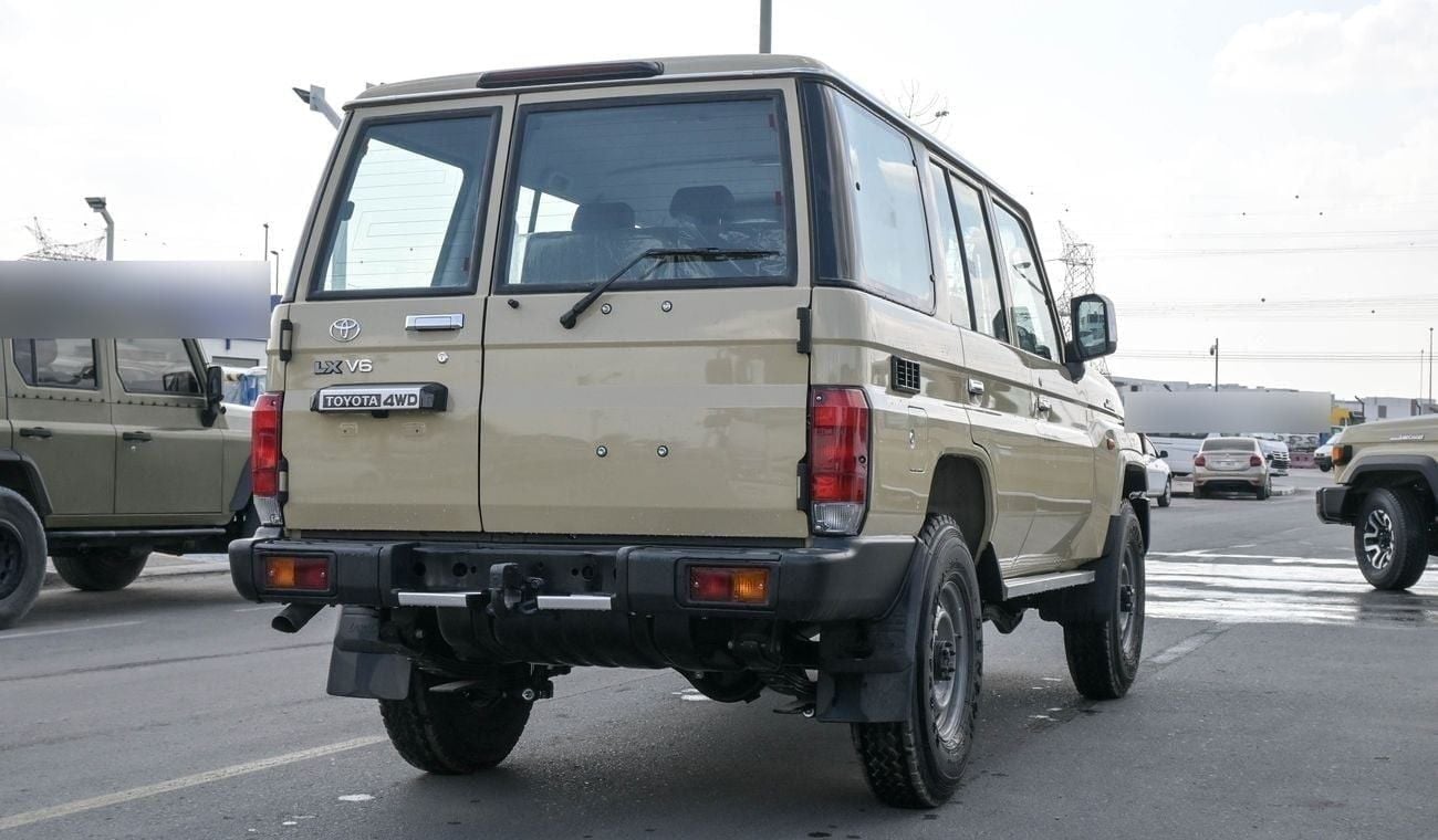 Toyota Land Cruiser 70 LC76 Hardtop 4.0L Petrol V6 5Doors, M/T 2025