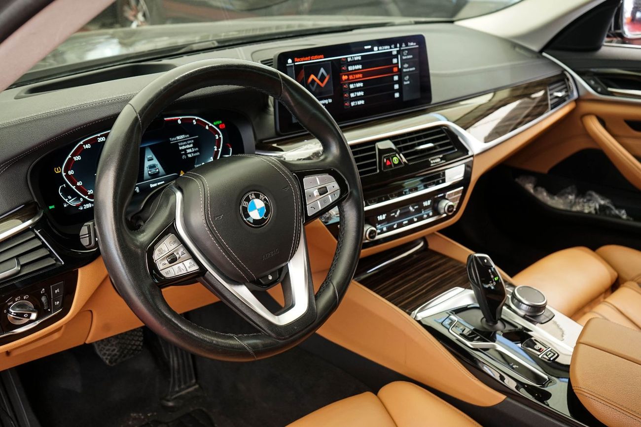 بي أم دبليو 520i 2.0L Twin Power Turbo Inline-4 Engine