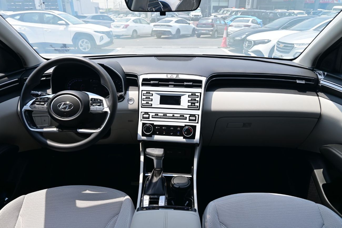 Hyundai Tucson 2.0L Smart (AWD) Hyundai Tucson 2.0L AWD Petrol, Model 2024, Color White