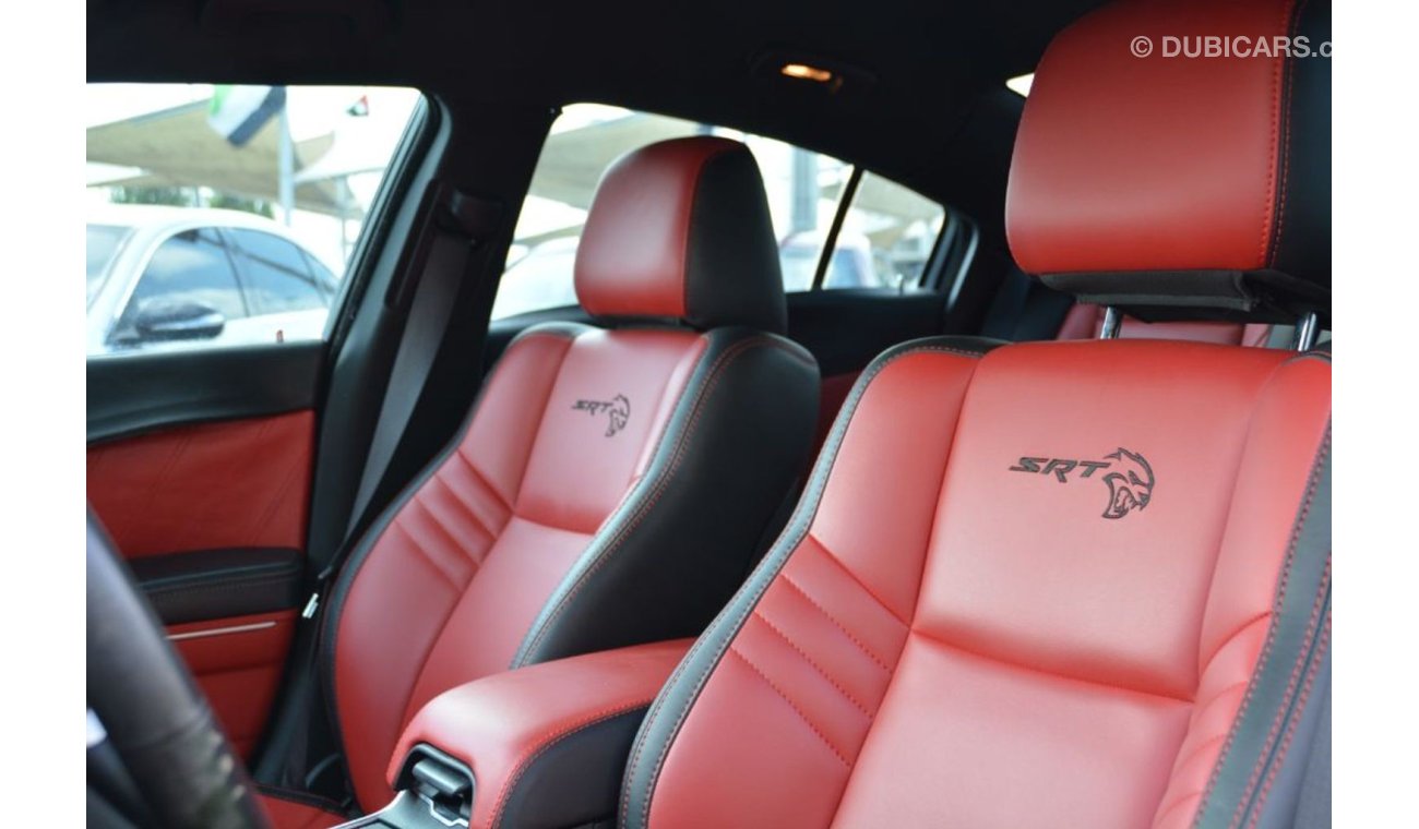 دودج تشارجر Dodge Charger R/T Hemi V8 2017/Wide Body/Leather seats/ Original Airbags/ Very Good Condition