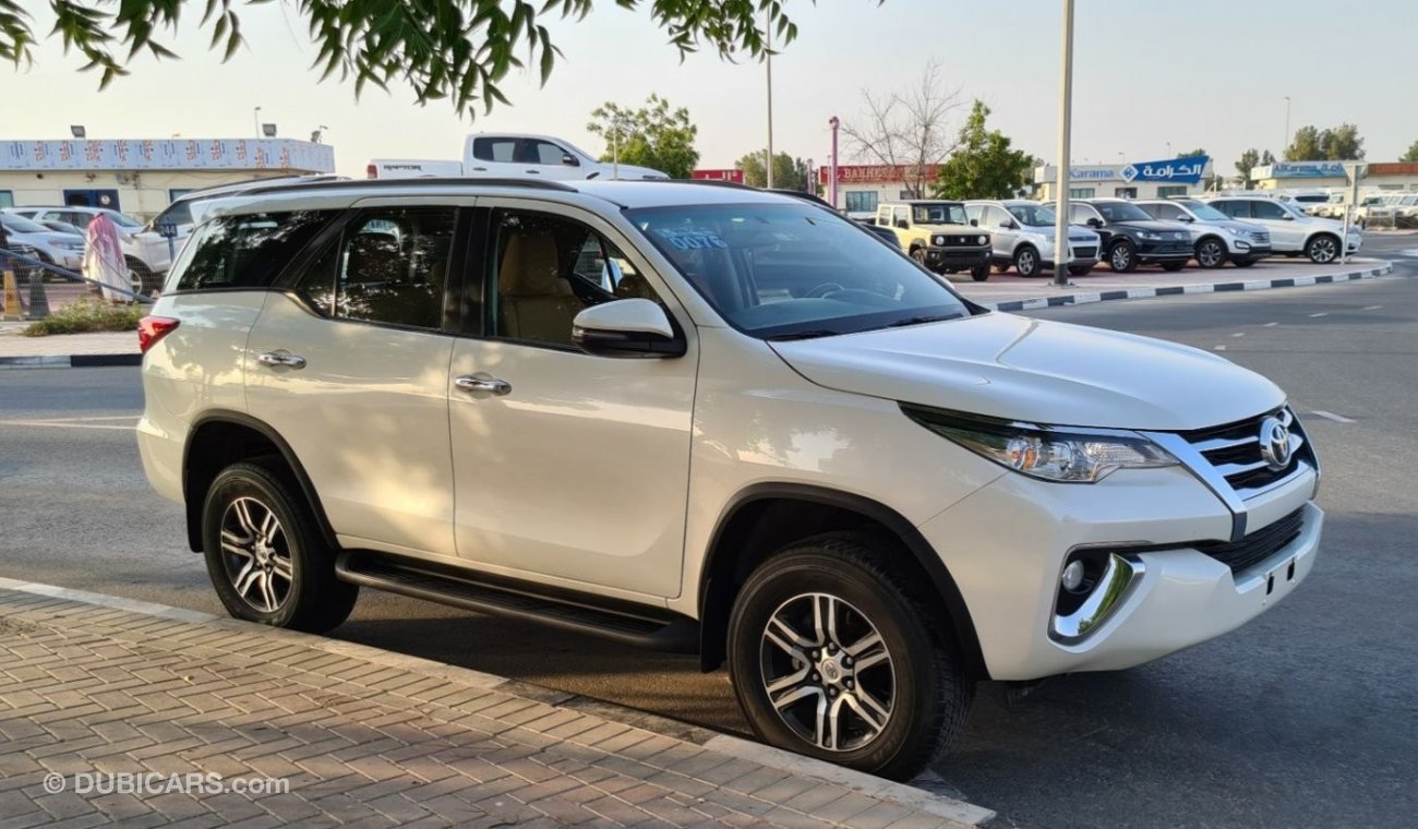 Toyota Fortuner Toyota Fortuner GXR V6 2018 GCC Perfect Condition Low Mileage