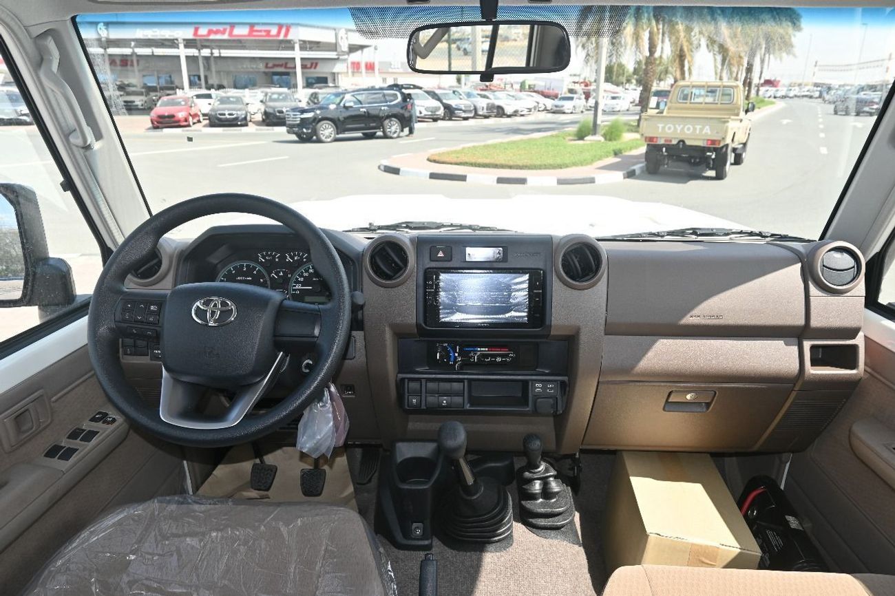 Toyota Land Cruiser 70 2024 Toyota Land Cruiser LC76 LX-E (5-Door) Hardtop 4.5L V8 Diesel M/T 4x4 Export Only