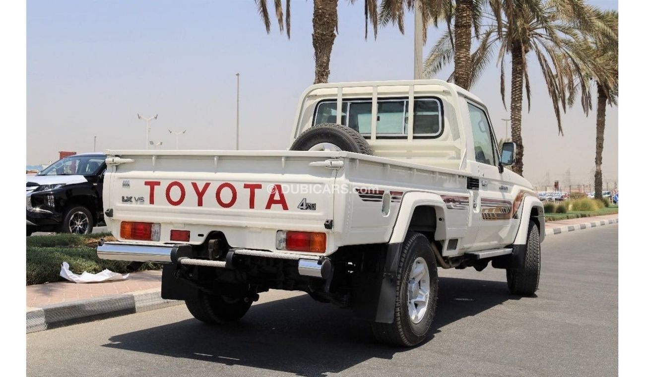 Toyota Land Cruiser Pick Up TOYOTA_LAND_CRUISER_PICK_UP_SINGLE_4.0_V6_GASOLINE_2022