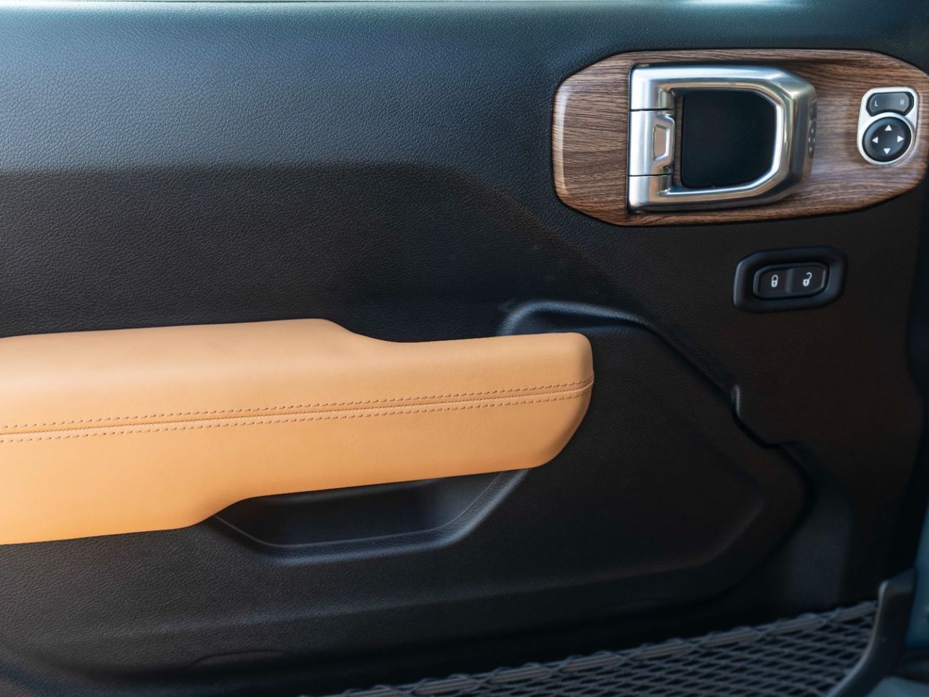 Jeep Wrangler Sport 3.6L A/T (4 Seater)