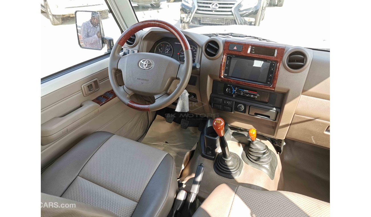 Toyota Land Cruiser Hard Top 4.2L Diesel, V Grade, Full Option (CODE # LX7602)