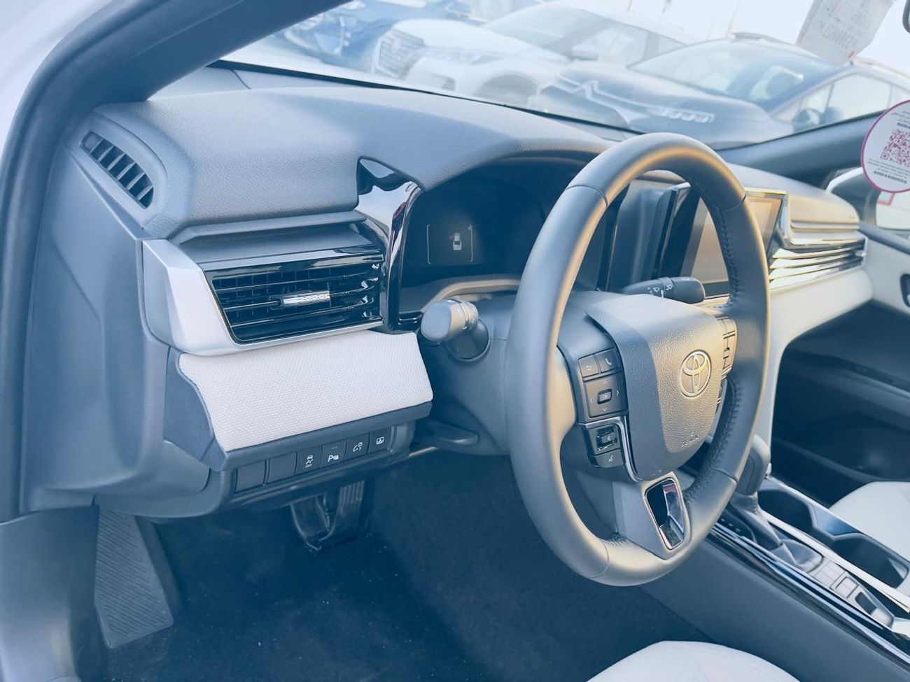 Toyota Camry GLE 2.5L Hybrid