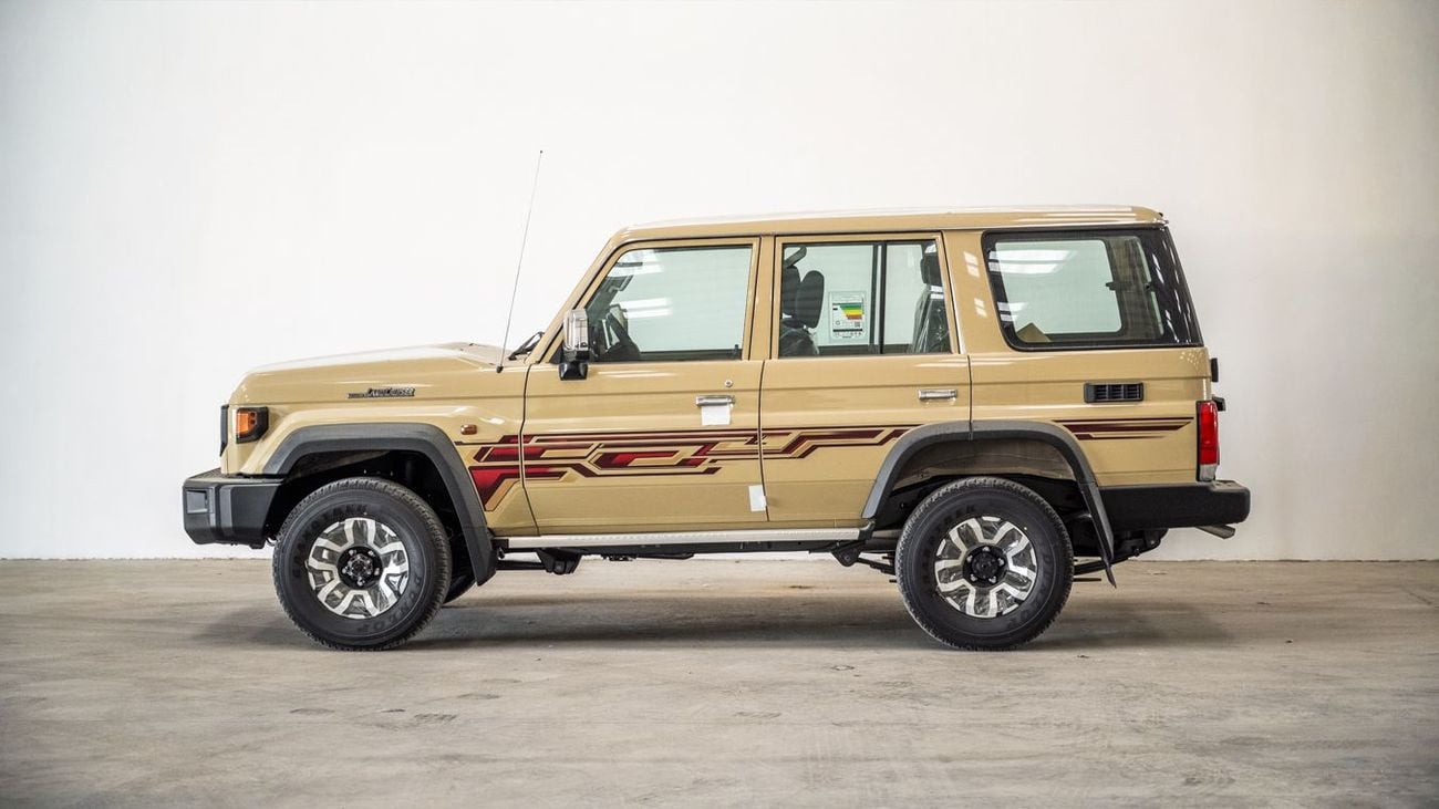 Toyota Land Cruiser 76 TOYOTA LANDCRUISER76 HARDTOP 2.8 MT LOW -2025YM