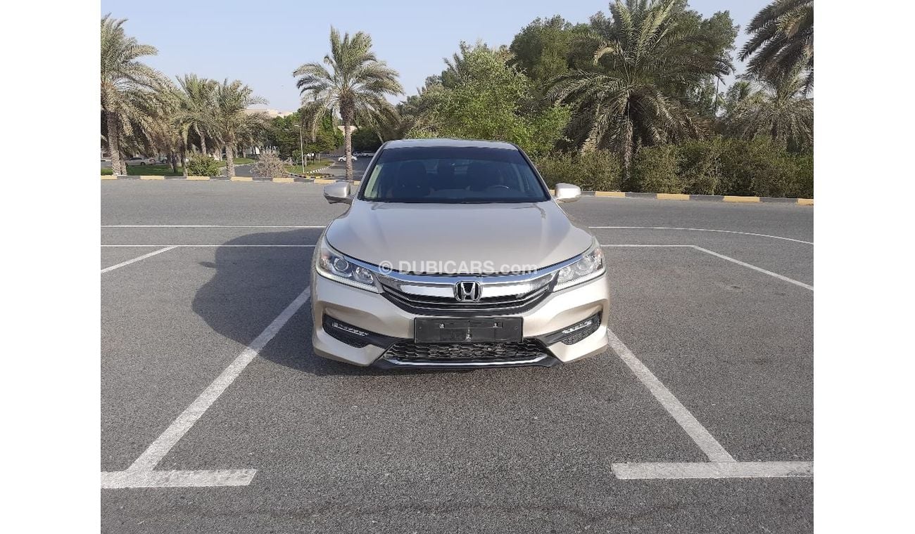 Honda Accord EX Honda Accord _2017 V4 full option very clean car accident free original paint