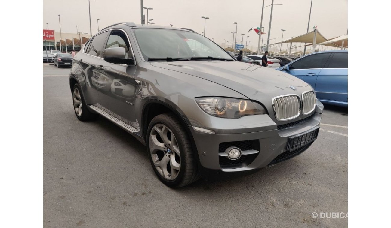 BMW X6 5.0 V8 GCC specs full options