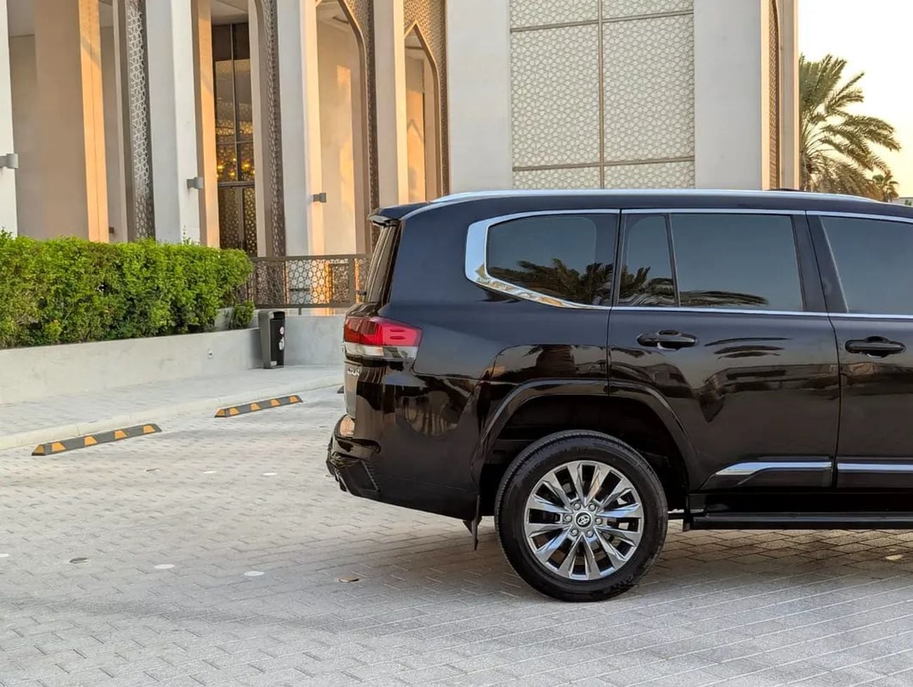 Toyota Land Cruiser GXR DIESEL GCC Specs Full option Twin Turbo