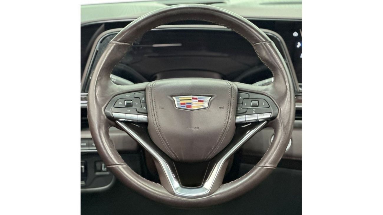 كاديلاك إسكالاد بلاتينوم بريميوم لاكجري 2022 Cadillac Escalade 600 Platinum, Feb 2028 Cadillac Warranty + Service Pa