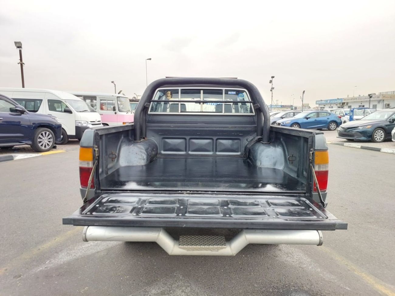 تويوتا هيلوكس TOYOTA HILUX PICK UP RHD 1994 MODEL 2.8 L DIESEL MANUAL(PM19135)