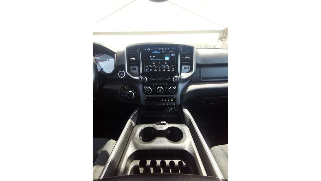 RAM 1500 Dodge RAM Bighorn - 2022 - Red