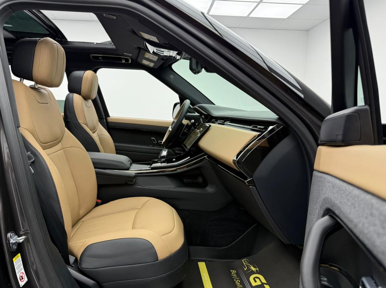 Land Rover Range Rover Sport Dynamic HSE P400 3.0L 2025 Range Rover Sport P400 HSE Dynamic ,Warranty ,Brand New ,Canadian Spec