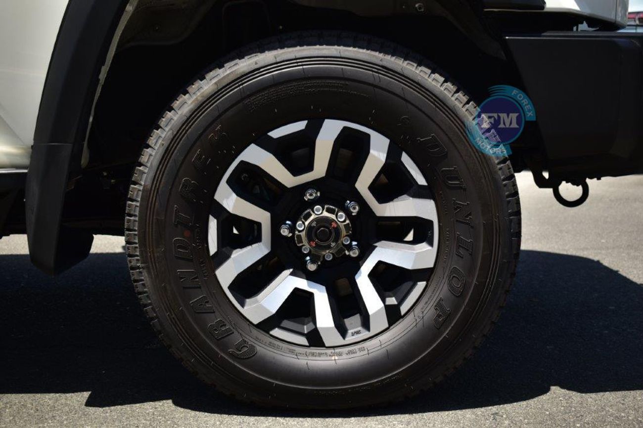 Toyota Land Cruiser 70 71 Short Wheel Base SDLX 2.8L Diesel 4WD 5 Seater Automatic