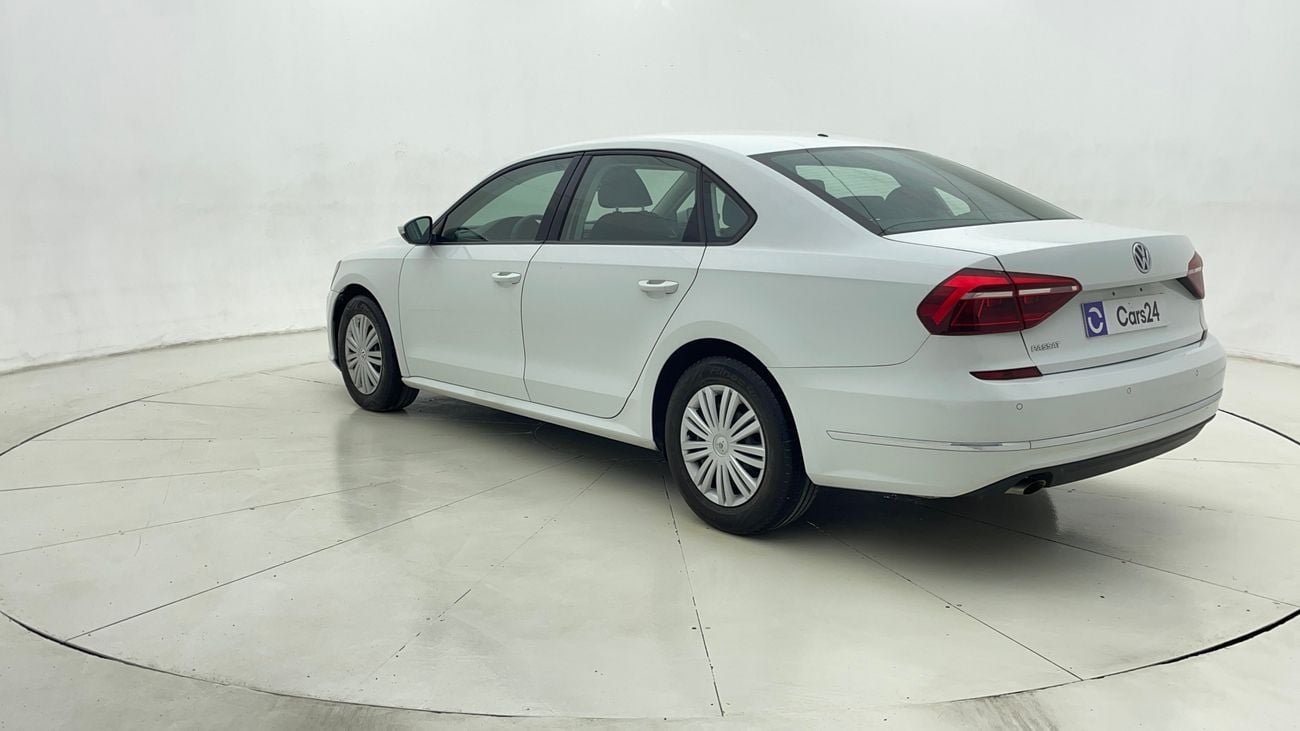 فولكس واجن باسات 2018 S | AED 635/Month | 0 DP | 30 Day Return | Warranty | Service History