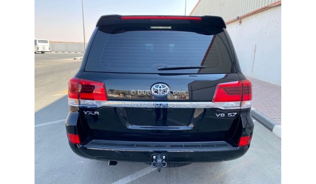 Toyota Land Cruiser Armoured B7