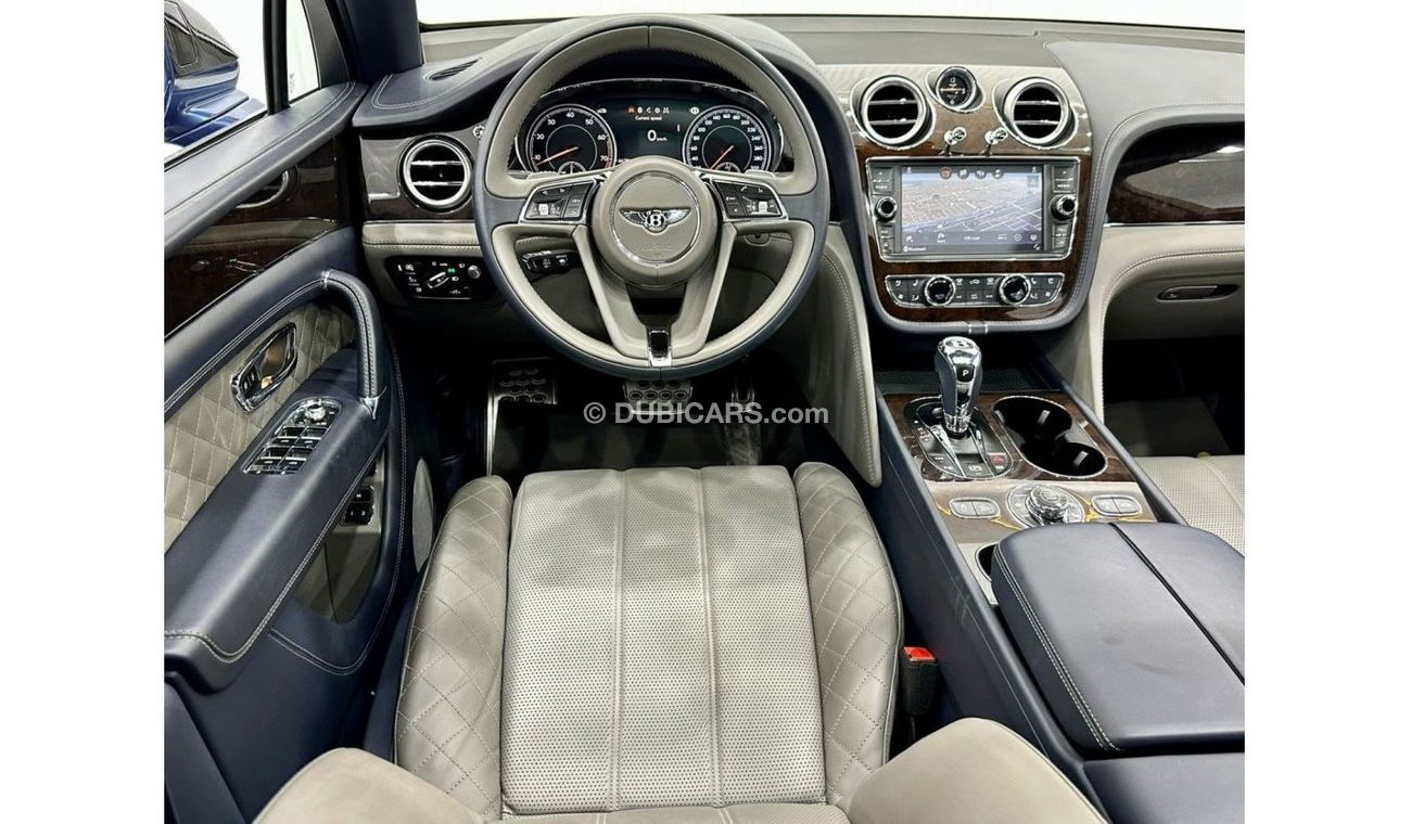 Bentley Bentayga 2017 Bentley Bentayga W12, Carbon Pack, Service History, Warranty, GCC