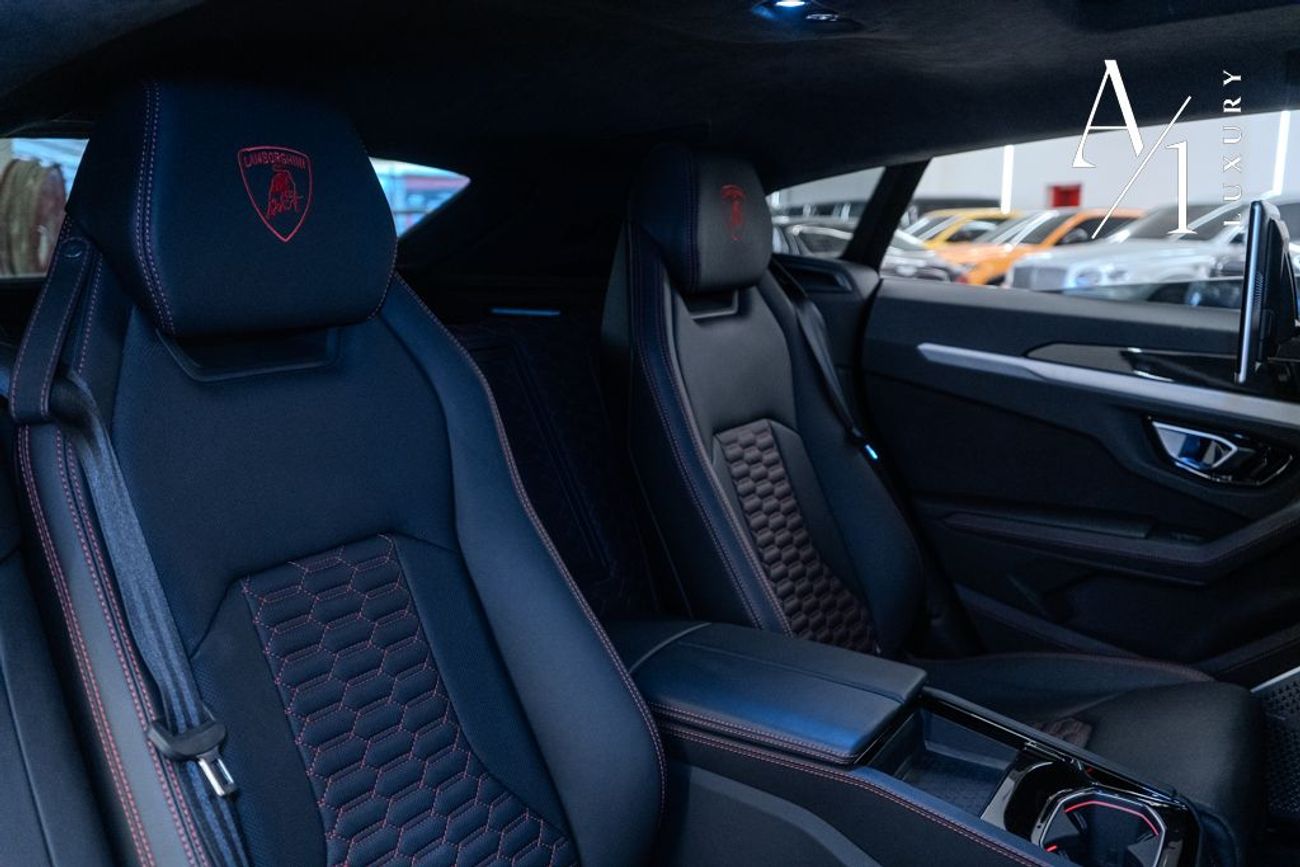 Lamborghini Urus STD 4.0T V8 2021 Lamborghini Urus, Warranty, Fully Loaded, Very Low Kms, Akrapovič Exhaust, 641HP