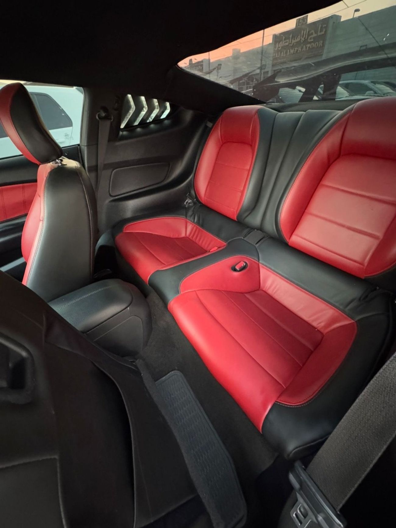 Ford Mustang GT Premium 5.0L V8