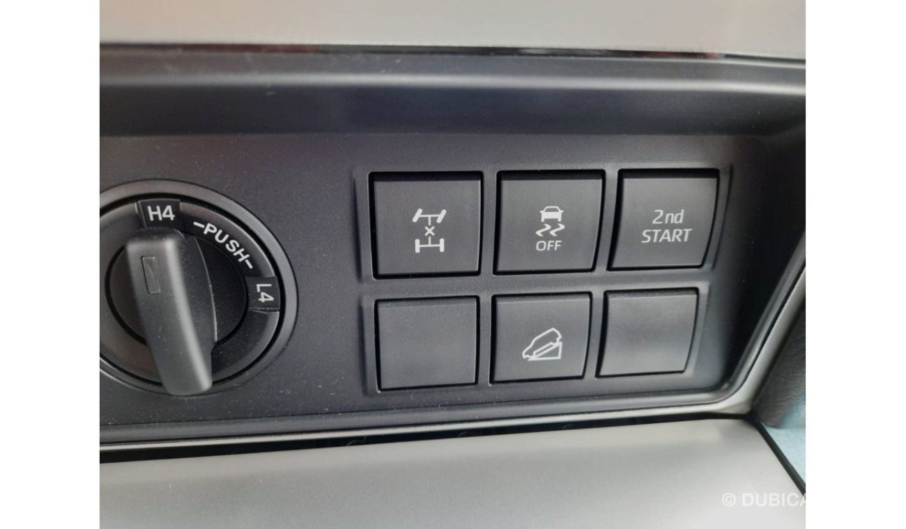 Toyota Prado 2022 MODEL 2.8L VX SUN ROOF AUTO TRANSMISSION