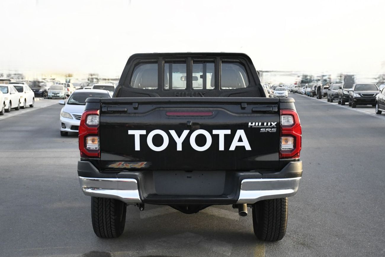 Toyota Hilux 2.7L V4 SR5 BSM Push Start full option ( Ready Stock )