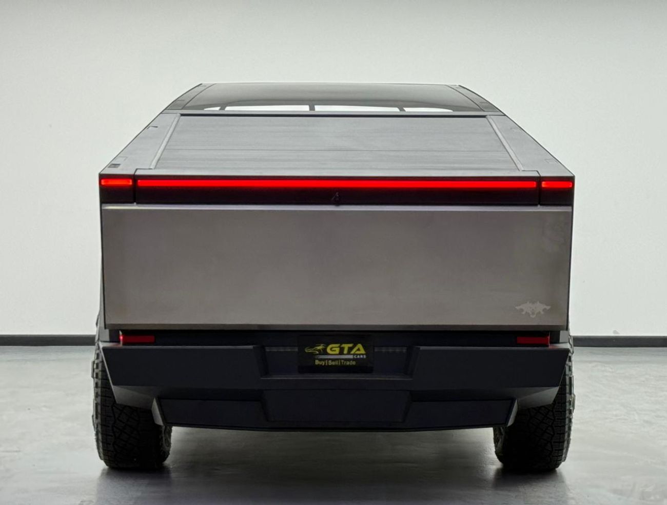 تسلا سايبرتراك AWD 2024 Tesla Cybertruck Foundation, Very Low Kms, Fully Loaded, Excellent Condition, American