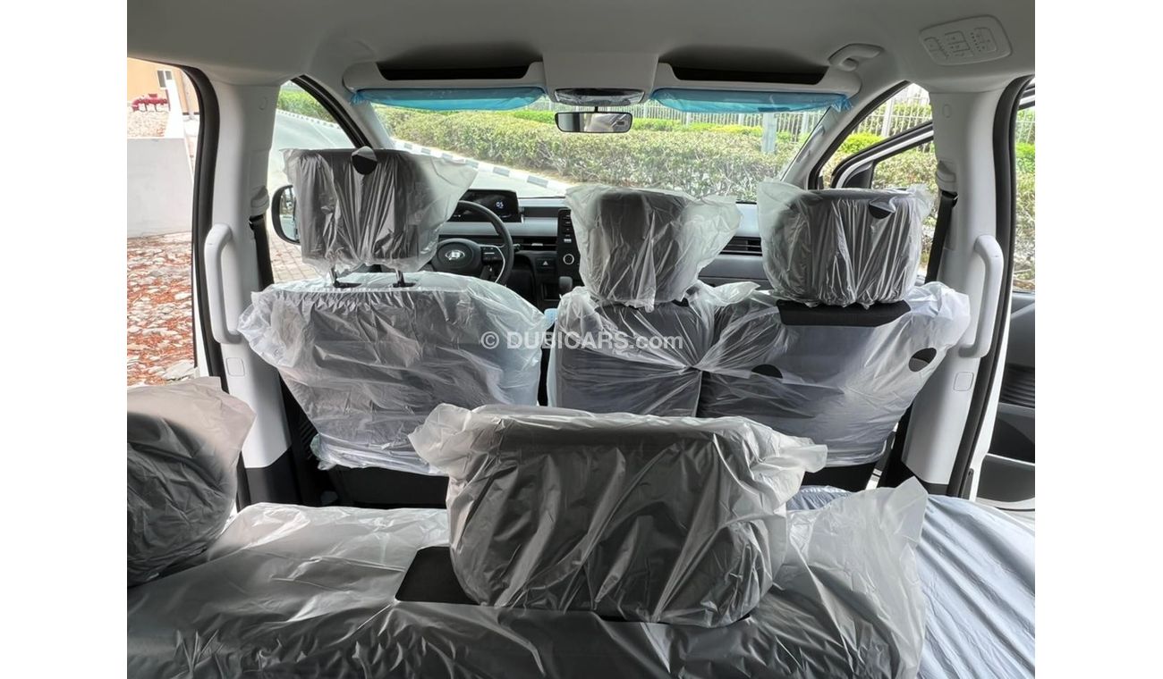 Hyundai Staria 2022 3.5L GCC (9 Seater) 0 Kilometer
