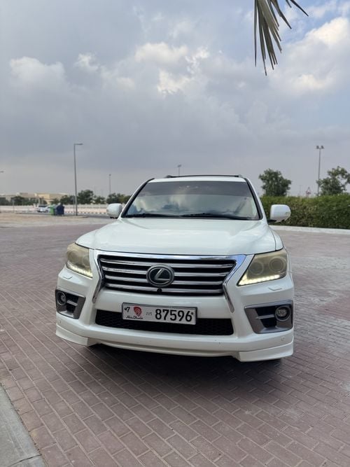 Lexus LX 570 5.7