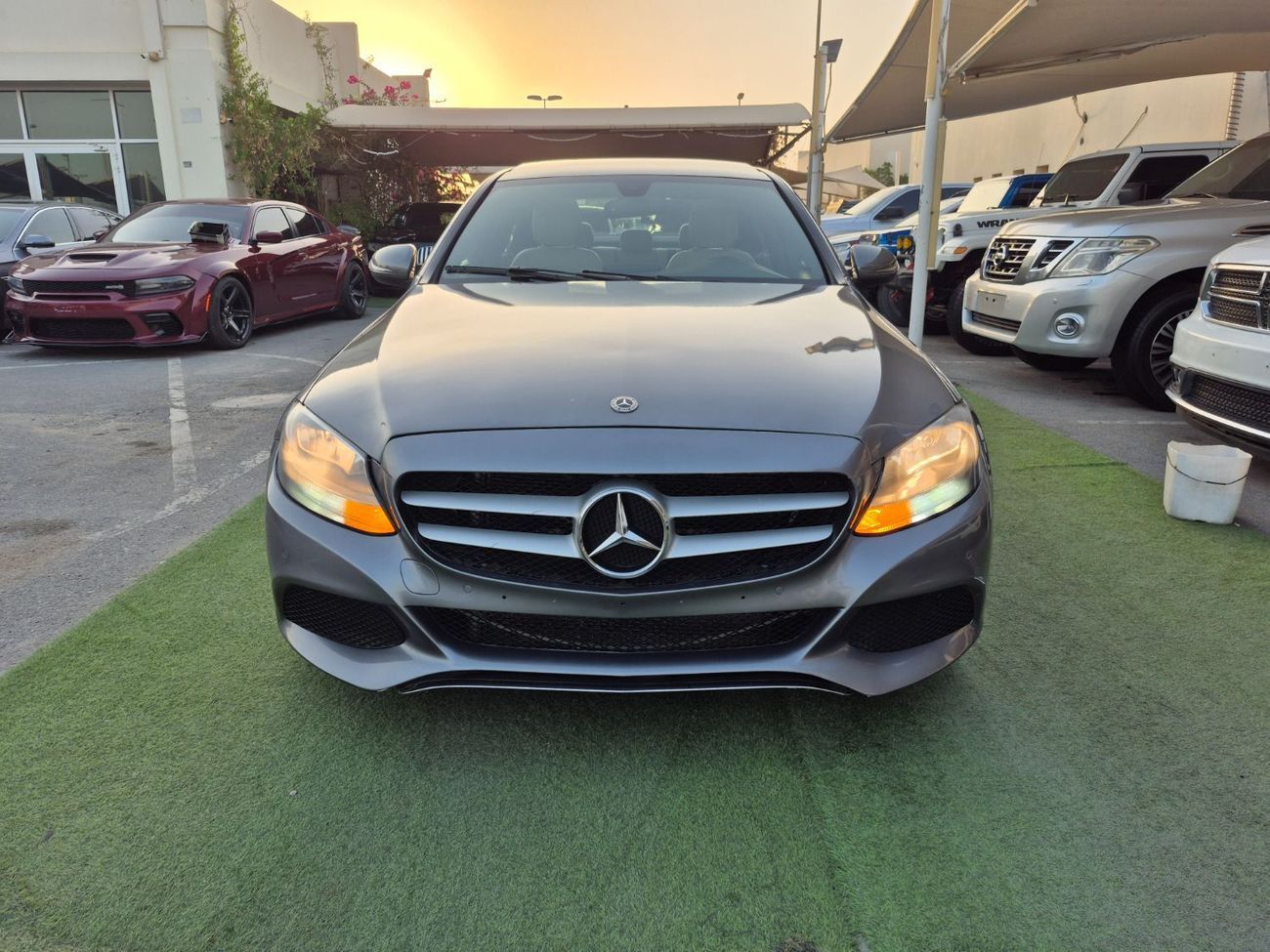 مرسيدس بنز C 300 Luxury 2.0L