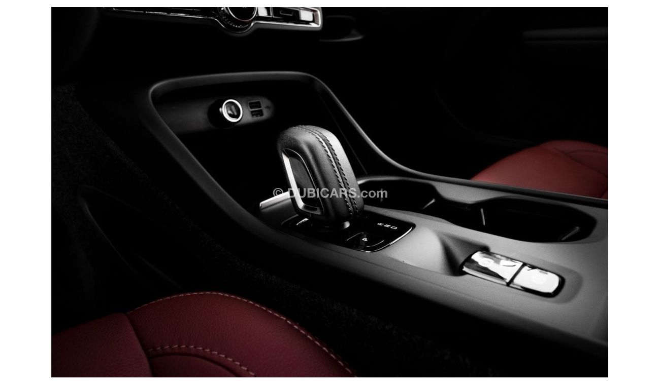 فولفو XC 40 T5 Momentum  | 2,446 P.M  | 0% Downpayment | Extraordinary Condition!