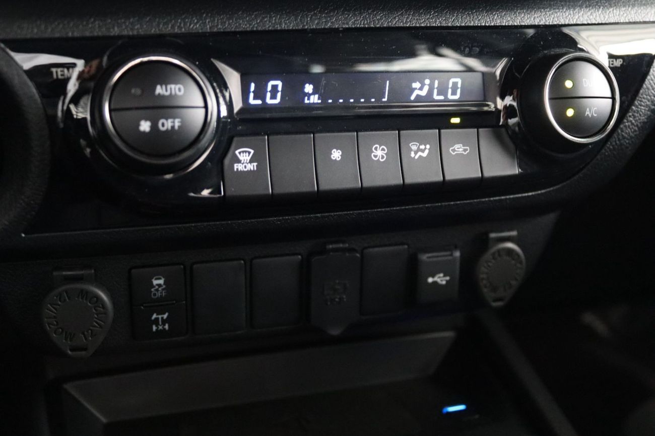 Toyota Hilux 2025 TOYOTA HILUX ADVENTURE 4.0 V6 **EXPORT ONLY**التصدير فقط خارج الخليج***