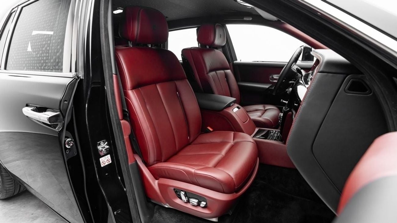 Rolls Royce Phantom STANDARD - 2019 - GCC Specs