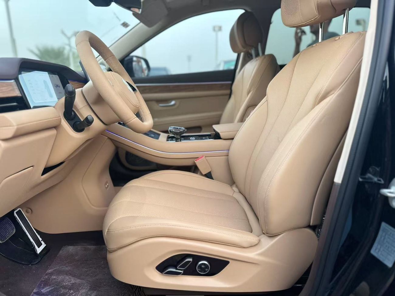 آيتو 7 AITO M7 PLUS, 4WD, Chinese version