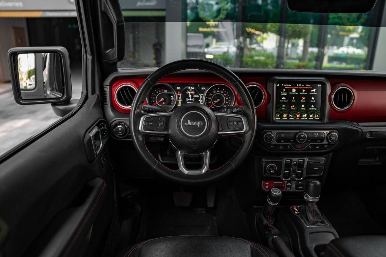 Jeep Wrangler Unlimited RUBICON Fully loaded under warranty and service contract completely serviced and ready to go