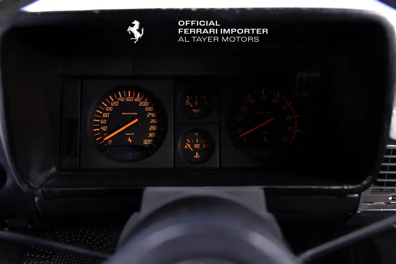 Ferrari Testarossa Drive the Legend: Classiche MY in Rosso Corsa