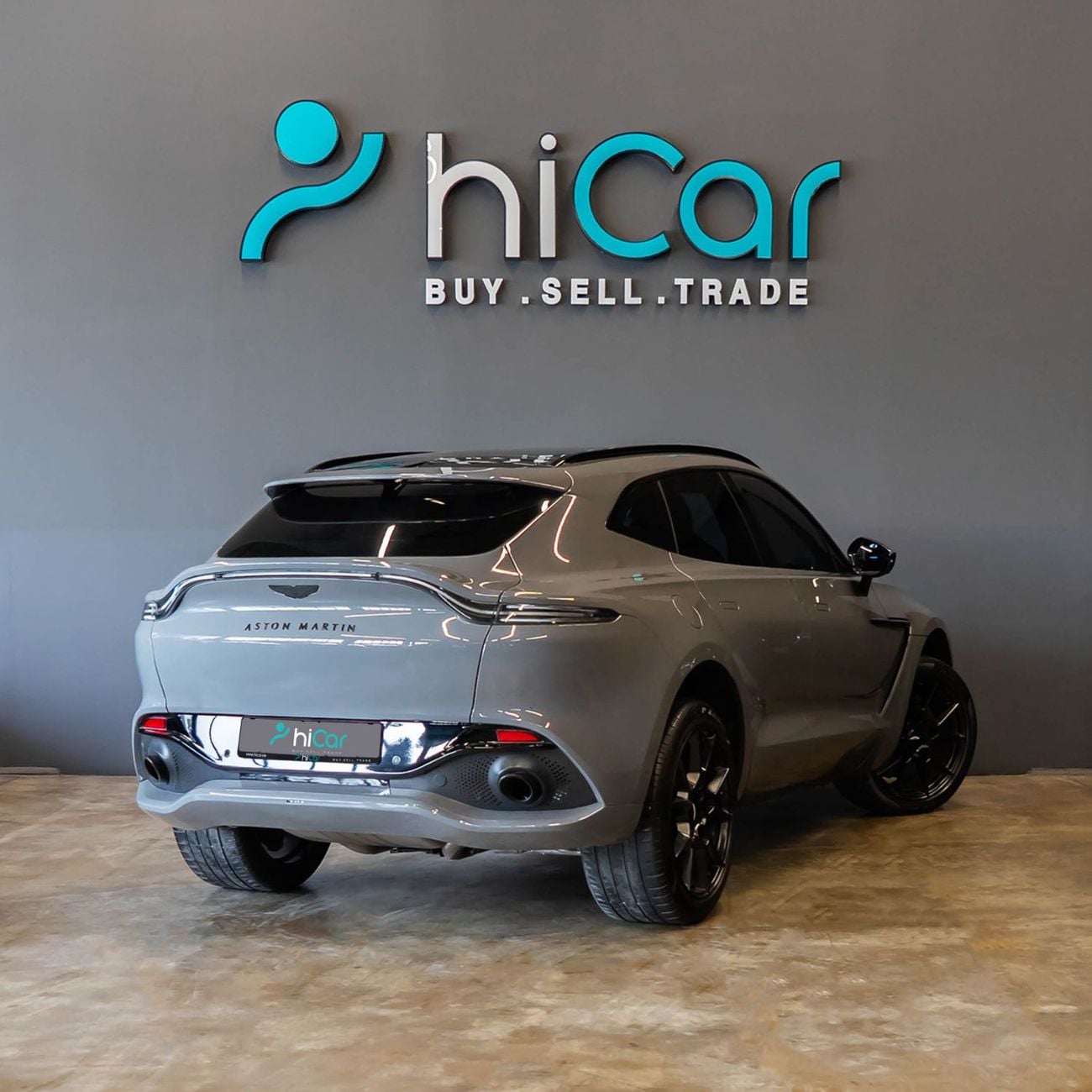 أستون مارتن DBX AED 8,336 P.M • 0% Downpayment • Aston Martin DBX • Agency Warranty and Service Package