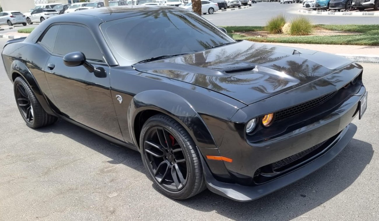 دودج تشالينجر Dodge Challenger 3.6Ltr. (V6) SRT with Widebody Hellcat Kit