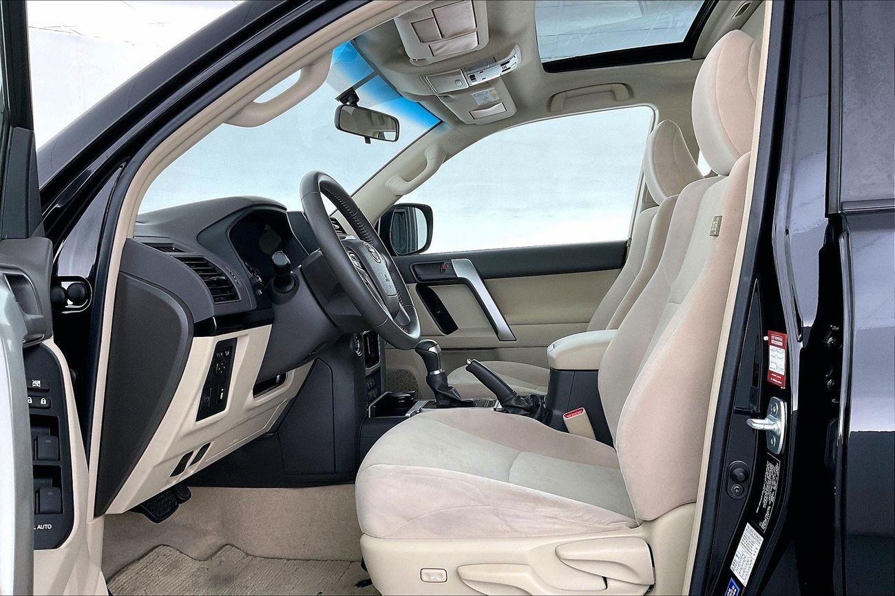 تويوتا برادو GXR | سنة ضمان مجانية | 0 دفعة أولى | سياسة الإعادة بعد 7 أيام