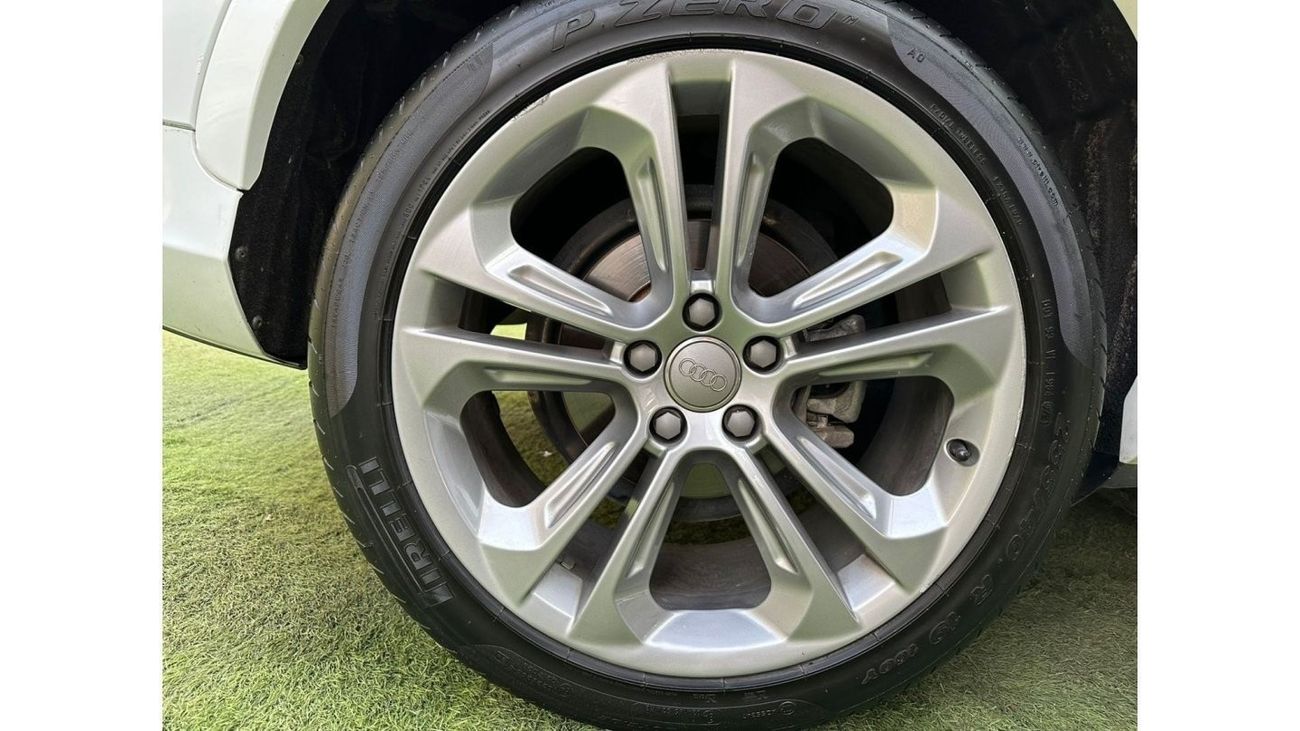 أودي Q3 40 TFSI S-لاين