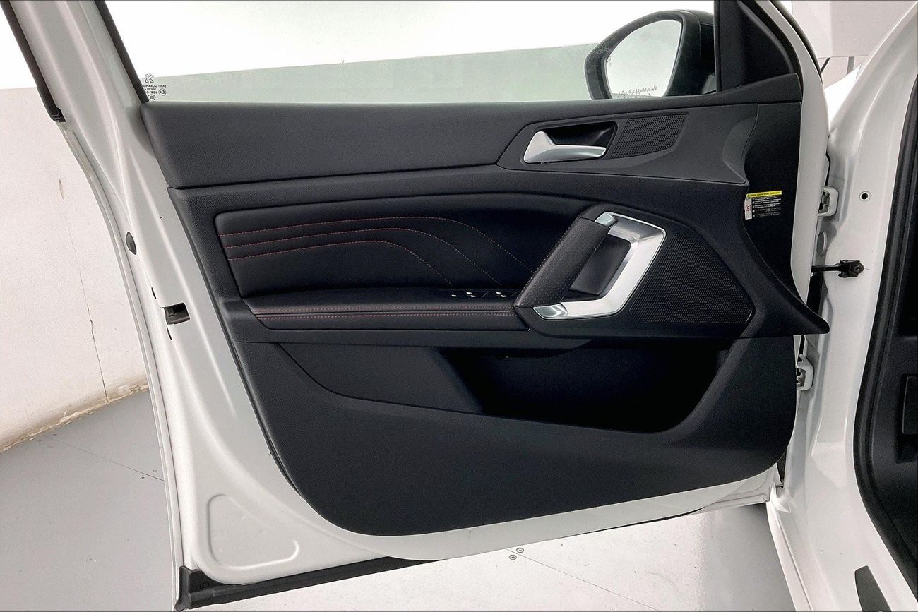 Peugeot 308 GT Line | 1 year free warranty | 0 down payment | 7 day return policy