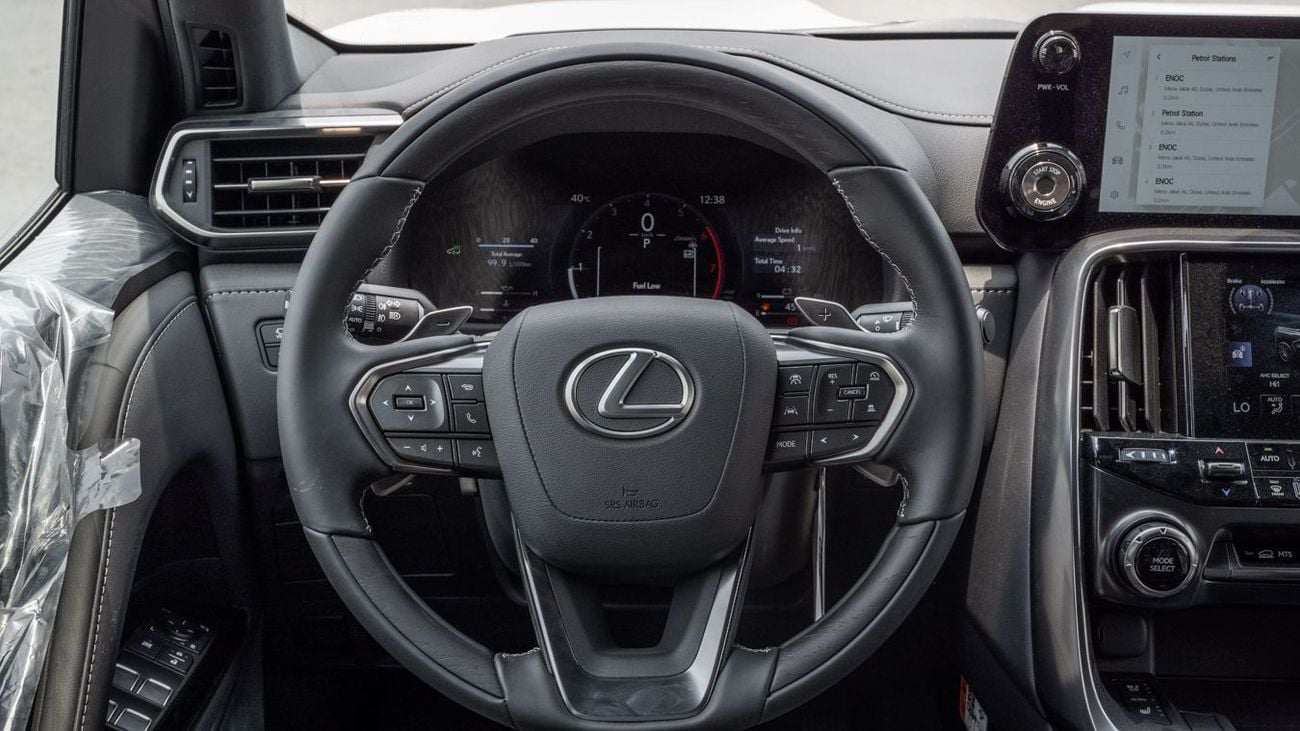 لكزس LX 600 LEXUS LX600 OVERTRAIL 3.5 -2025YM