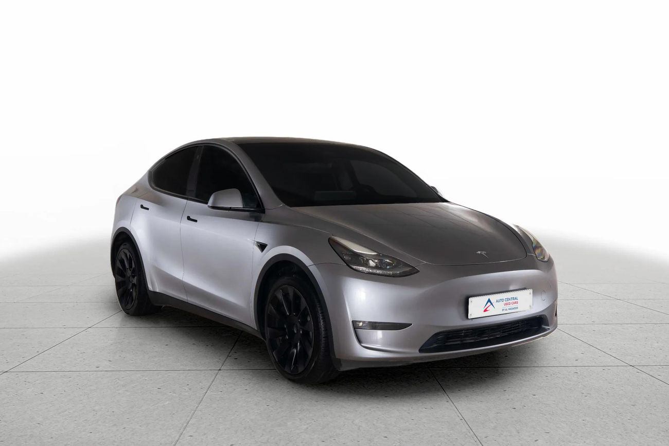 Tesla Model Y LONG RANGE