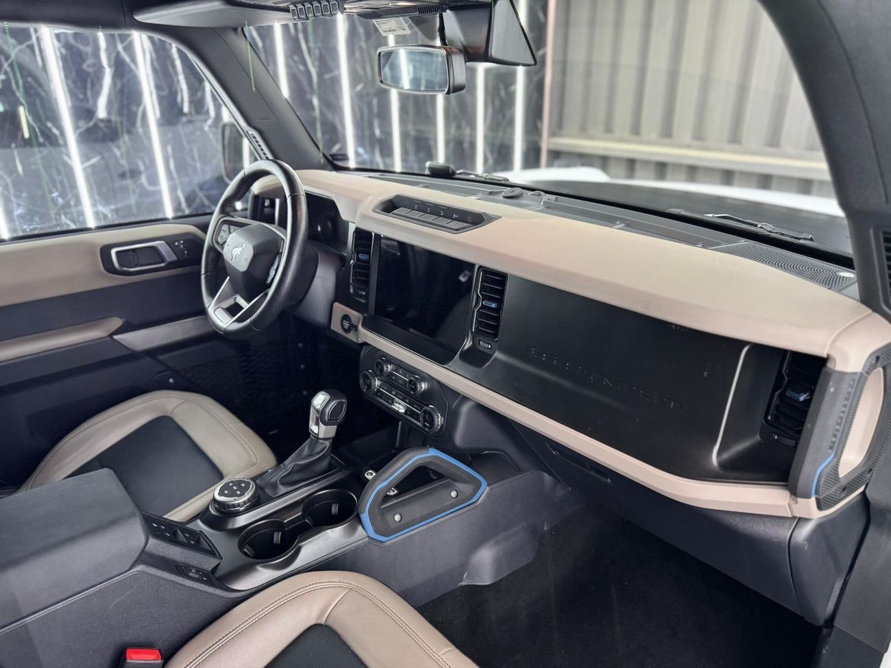 Ford Bronco Wildtrak 2.7L (5 Seater) 2023 Ford Bronco, 2029 Ford Warranty + Service Pack, Very Low Kms, GCC