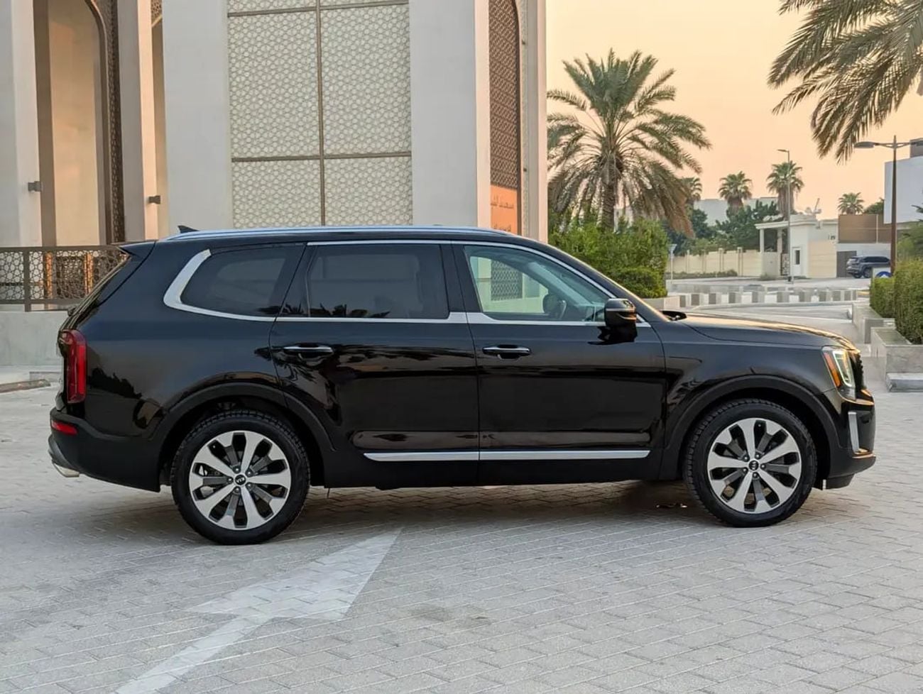 كيا تيلورايد AWD Excellent Condition