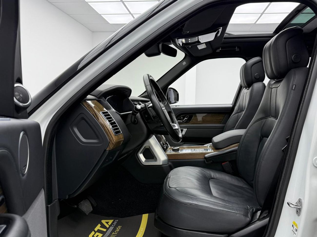 Land Rover Range Rover HSE 3.0L (375 HP) 2018 Range Rover  HSE,One Year Unlimited KM Warranty, Agency Full Service History,