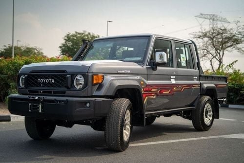 Toyota Land Cruiser Pick Up LC 79 DC 4.0 V6 Z AT 2025 MODEL