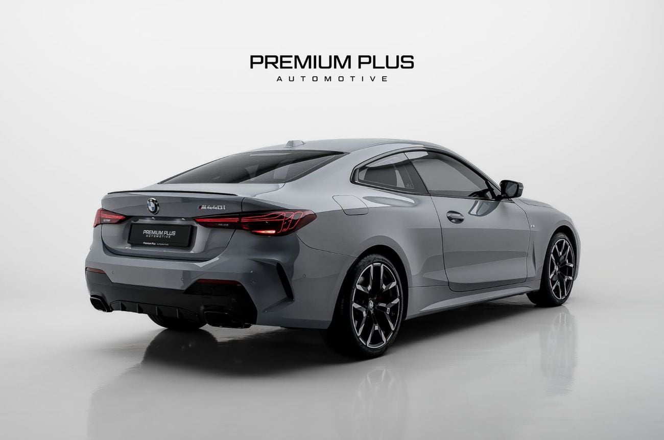بي أم دبليو M440i XDRIVE MASTERCLASS